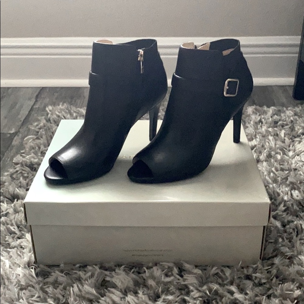 Marc Fisher Leather ‘Shimmee’ Heel Ankle Boot
